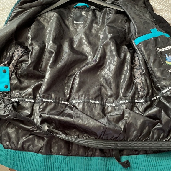 Bench women’s waterproof coat - Picture 6 of 8